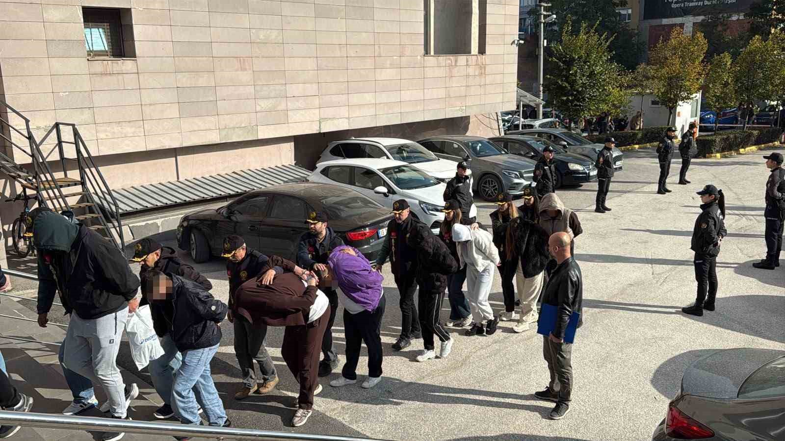 Eskişehir merkezli fuhuş operasyonunun detayları ortaya çıktı: 148 milyon TL’lik para trafiği deşifre oldu