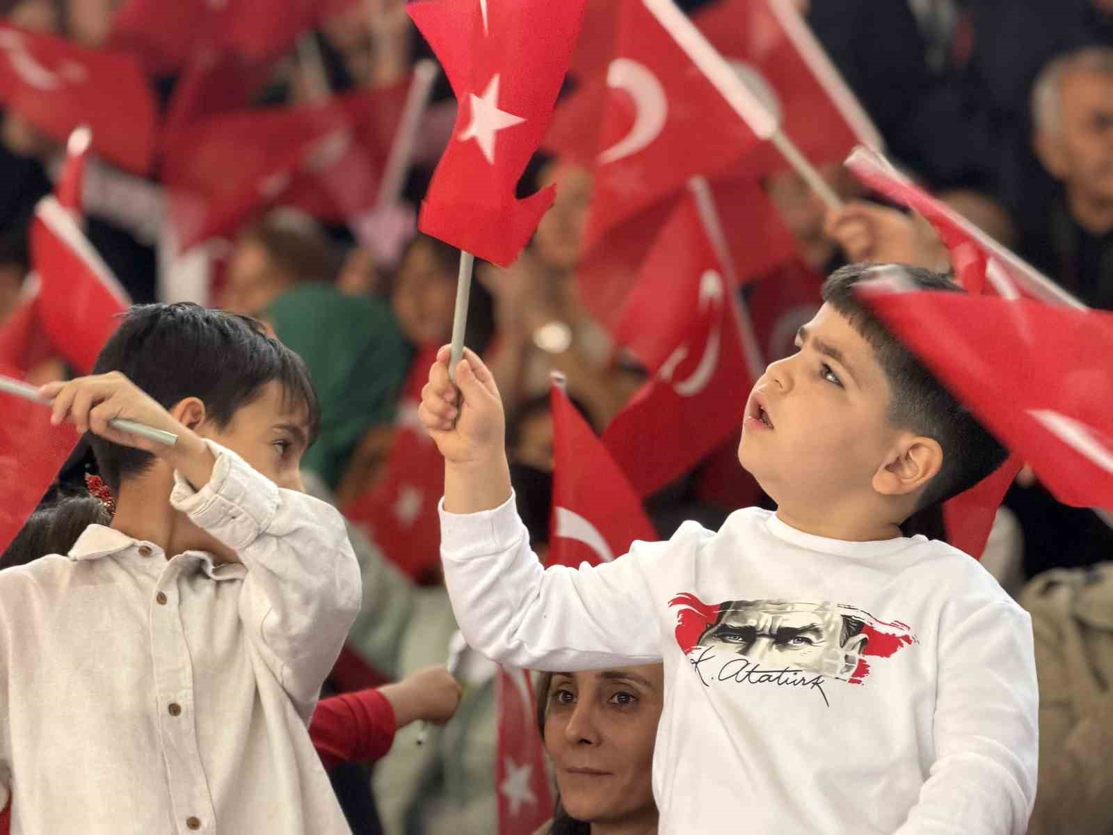 Simav’da Cumhuriyet’in 103’üncü yılı kutlandı