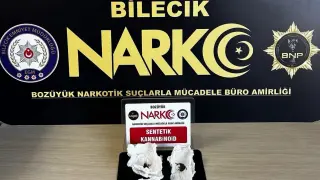 Şüphe üzerine durdurulan kişinin üzerinde uyuşturucu madde ele geçirildi