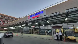 Evde baygın halde bulunan yaşlı çift hastaneye kaldırıldı