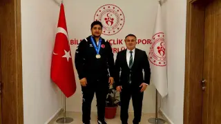 İl Müdürü Demir ile Avrupa şampiyonu Zaloğlu bir araya geldi