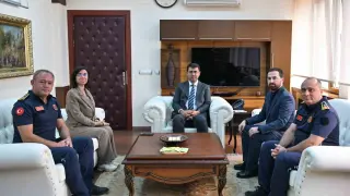 Vali Kartal, İtfaiyecilik Haftasında itfaiyecilerle buluştu