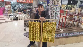 Kütahya’da dağlardan toplanan alıç tezgahlardaki yerini aldı