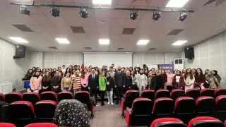 Kütahya’da üniversite öğrencilerine uyuşturucu ve siber suçlarla mücadele eğitimi