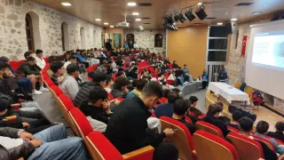 Eskişehir polisinden 565 kişiye uyuşturucuyla mücadele eğitimi