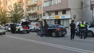 Eskişehir’de otomobile arkadan çarpan motosikletin sürücüsü yaralandı