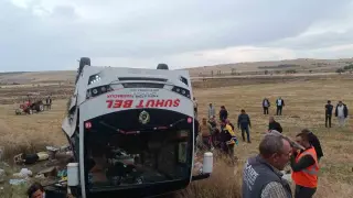Bir kişinin öldüğü, 27 kişinin yaralandığı kazada şoför gözaltına alındı
