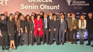 Anadolu Üniversitesi öğrencileri TRT Geleceğin İletişimcileri Yarışması’ndan 5 ödülle döndü