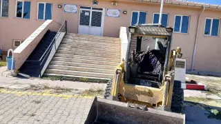 Sivrihisar Belediyesinden eğitim kurumlarına kapsamlı bakım ve onarım desteği