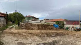 Uşak’ta metruk yapılar yıkılıyor