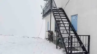 Kütahya’da 2 bin 120 rakımlı Akdağ Yaylası’na mevsimin ilk karı yağdı