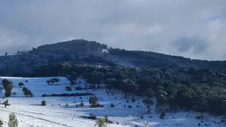 Eskişehir’in yüksek kesimlerine kar yağdı