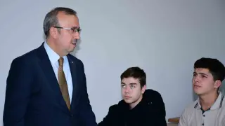 İl Millî Eğitim Müdürü Sinan Aydın, Firuz Kanatlı Mesleki ve Teknik Anadolu Lisesi’ni ziyaret etti