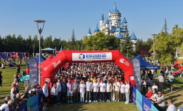 Eskişehir’de Uluslararası Yarı Maraton Heyecanı Yaşandı