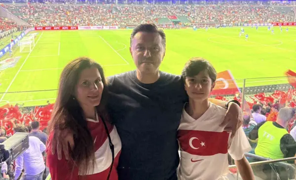 Milletvekili Hatipoğlu, milli maçı tribünden takip etti