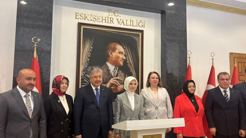 Bakan Mahinur Özdemir Göktaş'tan Eskişehir Valiliği'ne Ziyaret