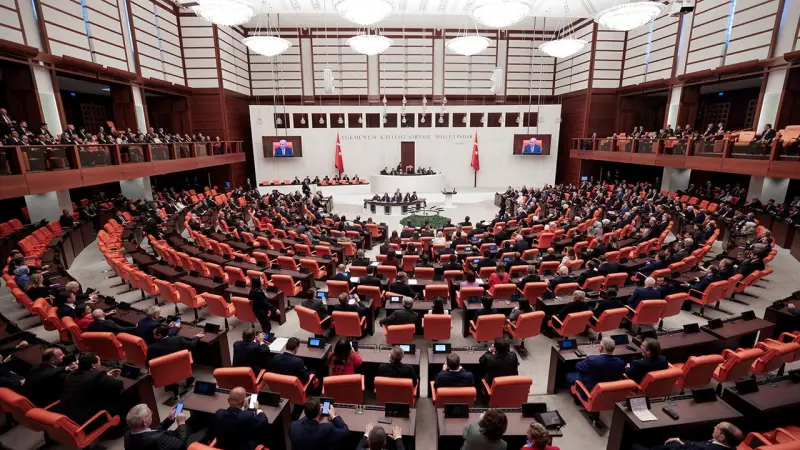 TBMM'nin Yeni Haftadaki Gündeminde Emekli Maaşı ve Yargı Paketi Var