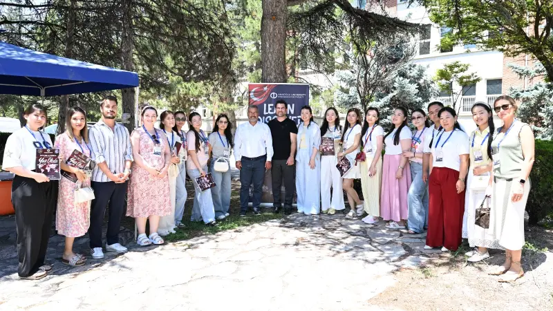 Rektör Adıgüzel, Kazakistanlı Öğrencilerle Türkçe ve Türk Kültürü Yaz Okulunda Buluştu