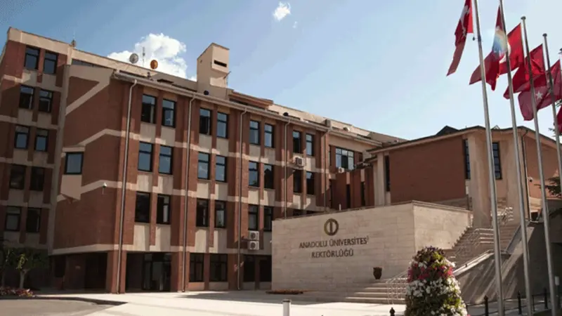 Anadolu Üniversitesinden Öğrencilere Kısmi Zamanlı İş Fırsatı