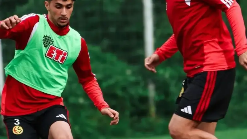 Eskişehirspor lig öncesi tempoyu artırdı