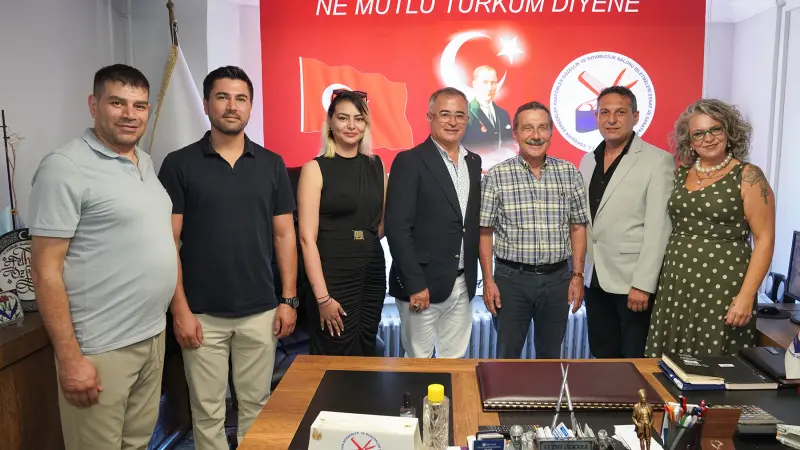 Başkan Ataç Berberler ve Kuaförler Odasını Ziyaret Etti