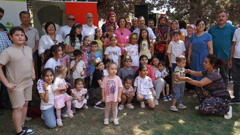 Tepebaşı Belediyesi Yaz Şenliği Düzenlendi