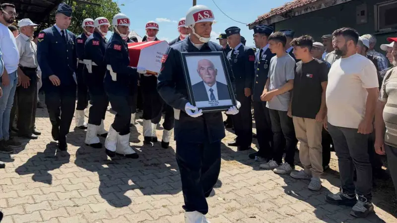 Simav’da Kıbrıs gazisi Nazlım Abay son yolculuğuna uğurlandı