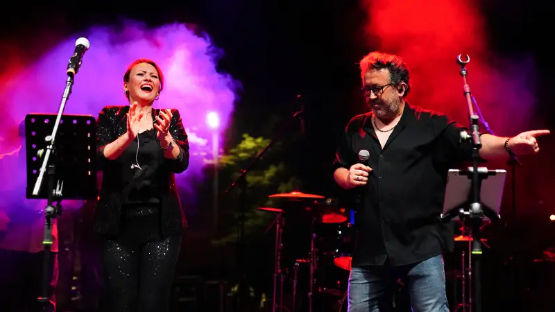 18. Pişmiş Toprak Sempozyumu’nda Echo Tribute Band Sahne Aldı