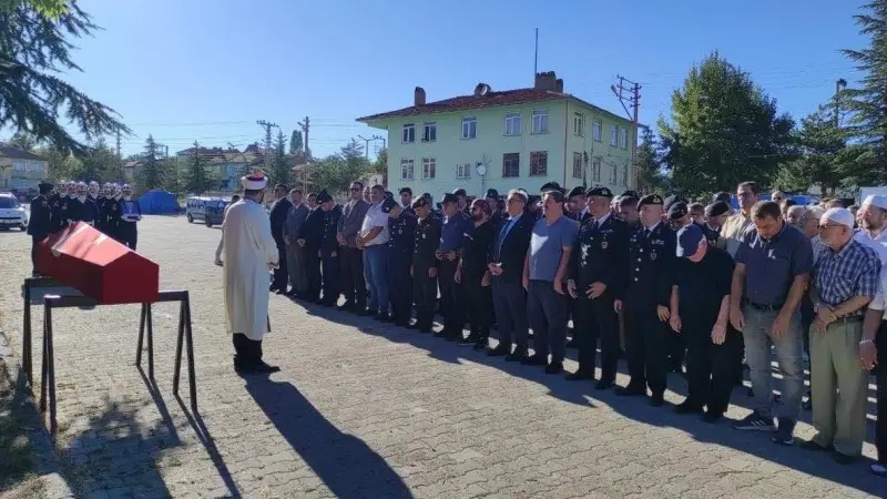 Kıbrıs Gazisi Zeki Küçük son yolculuğuna uğurlandı