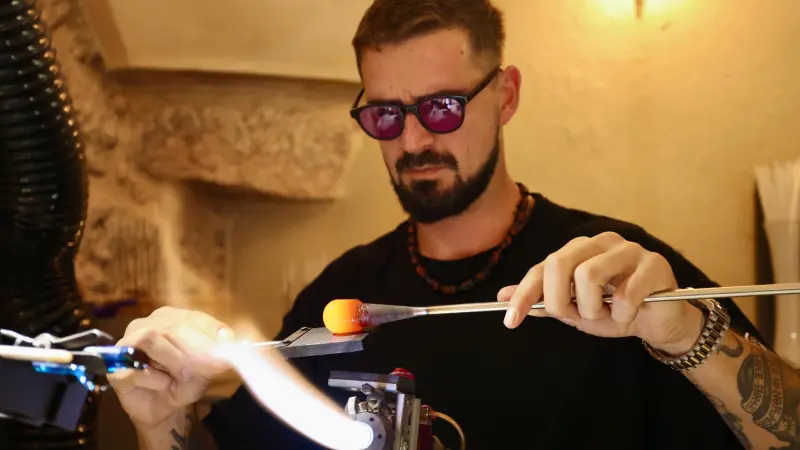 Cam ve Seramik Eserleri Eskişehir’de Sanatseverlerle Buluşuyor