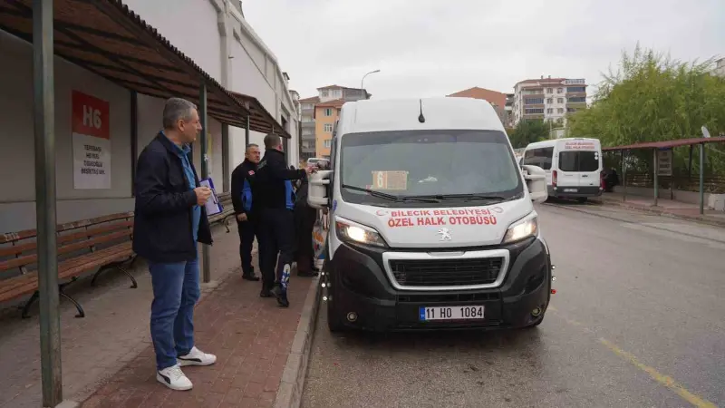 Bilecik Belediyesinden anneler ve öğrenciler için ulaşım kartı desteği