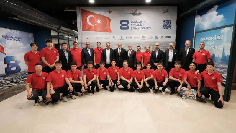 Teknofest'te 4 Türkiye Derecesi Alan Öğrencilerden OSB'ye Ziyaret