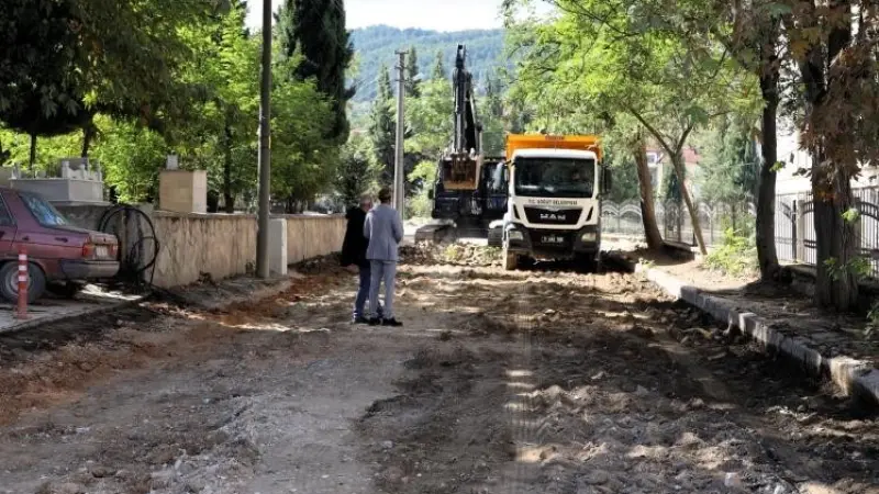 Bilecik’te 10 bin metrekarelik alanda üstyapı dönüşümü başladı