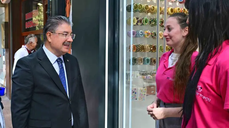 Vali Yılmaz, İsmet İnönü-1 Caddesi esnafını ziyaret etti