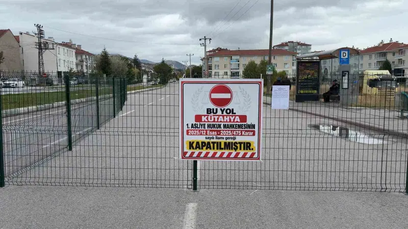 Kütahya’da mahkeme kararıyla yol ulaşıma kapatıldı
