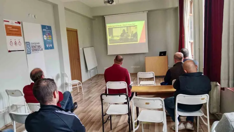 Eskişehir’de yükümlülere ’Alkolün Zararları’ semineri verildi