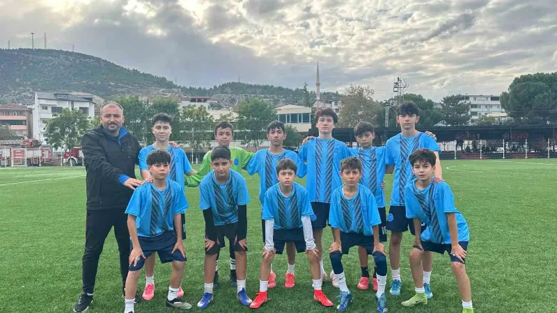 1299 Bilecik Spor Kulübü hazırlık maçında gol oldu yağdı