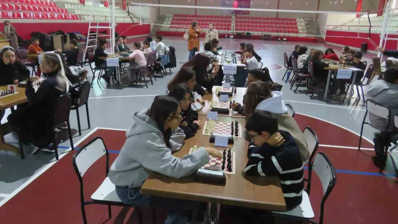 29 Ekim Cumhuriyet Bayramı kapsamında satranç turnuvası düzenlendi